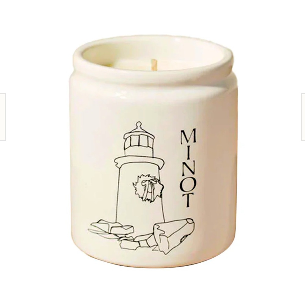 Minot Yuletide Cheer Candle - White Candle with Lighthouse Design